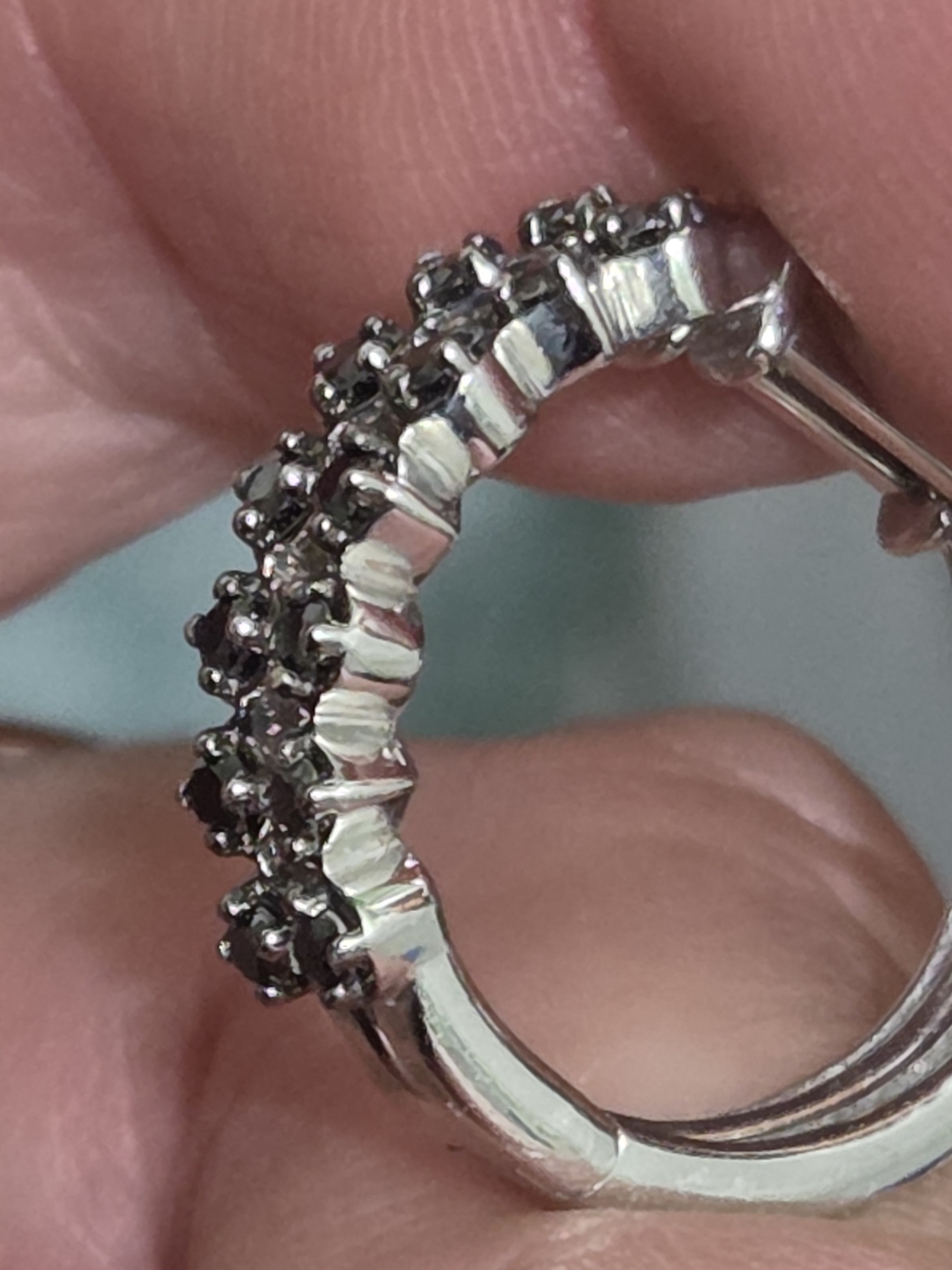 14 genuine black diamonds approx. 1/10 ct each in premium 925 sterling silver hu